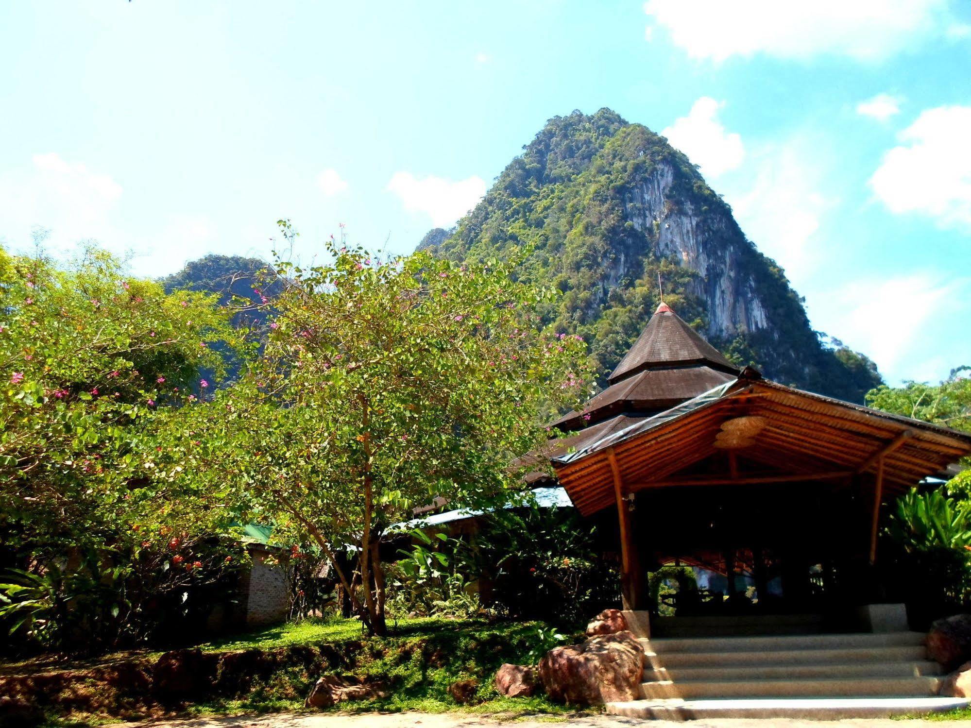 The Cliff & River Jungle Resort Phanom المظهر الخارجي الصورة